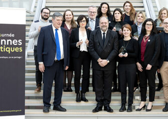 62 photo avec ministre